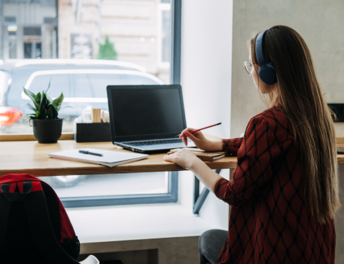 Side Hustles, Freelancing & Gig Work: What Students Should Know Before Starting